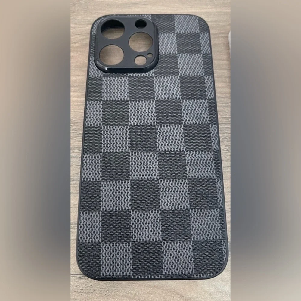 Elegant Black Checkered Case for 15 Pro Max